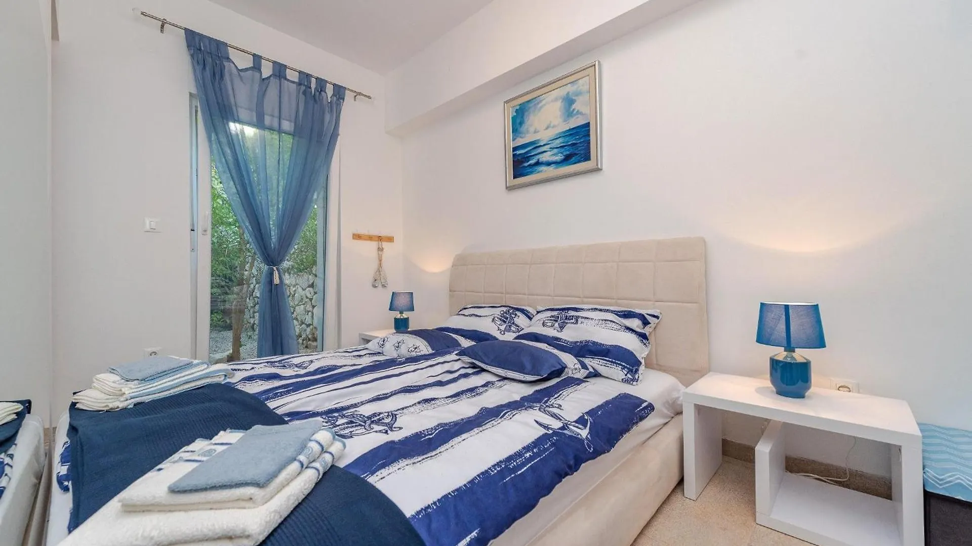 After All Wohnung Mit Pool In Mandre, Pag Apartment