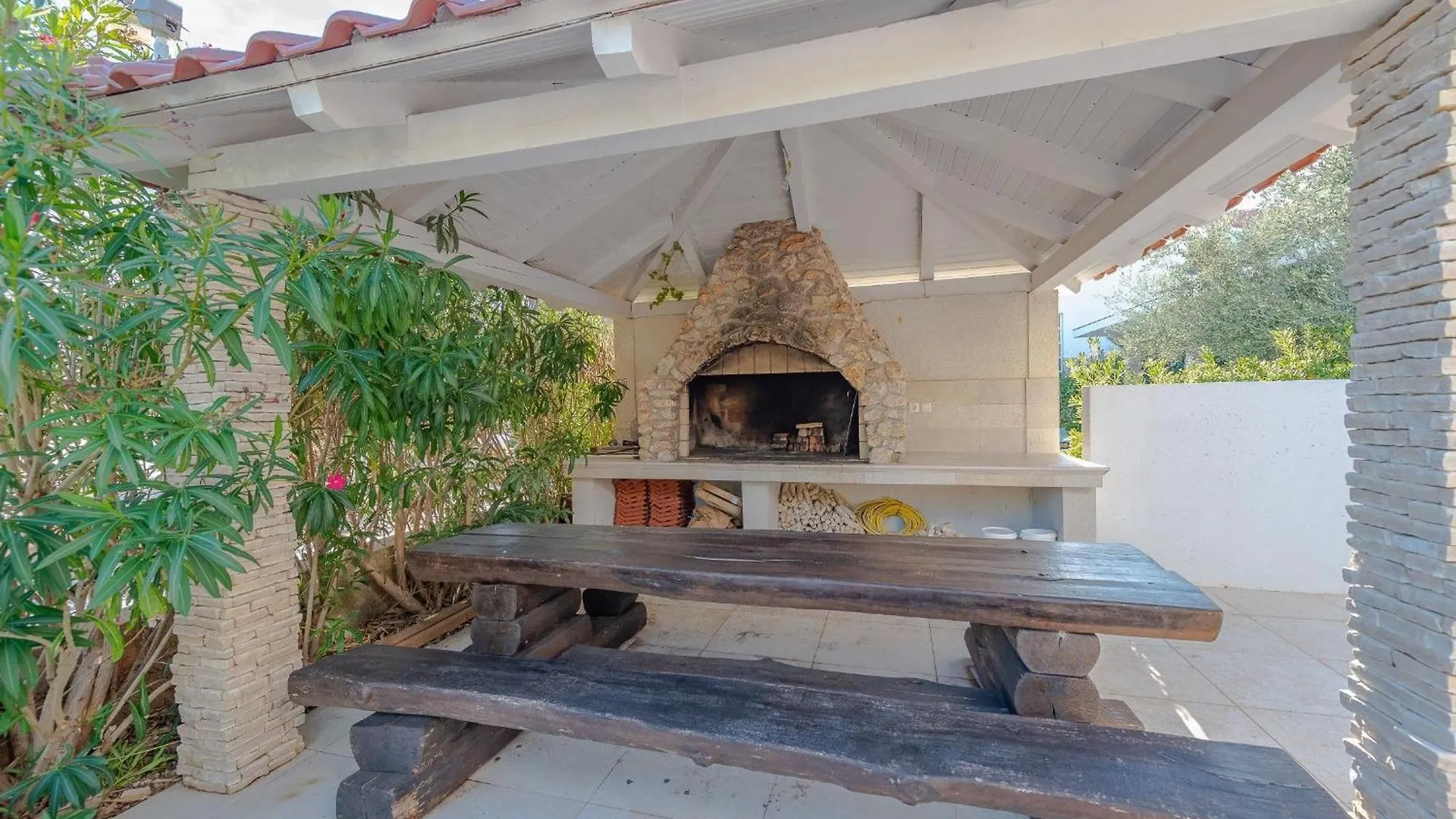 After All Wohnung Mit Pool In Mandre, Pag Croatia